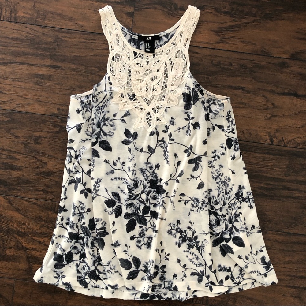 🚨 ALL TOPS $7 🚨